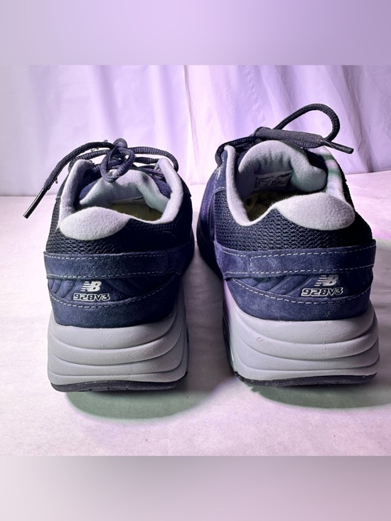 New Balance Men’s Dark Navy Suede Athletic Trainers